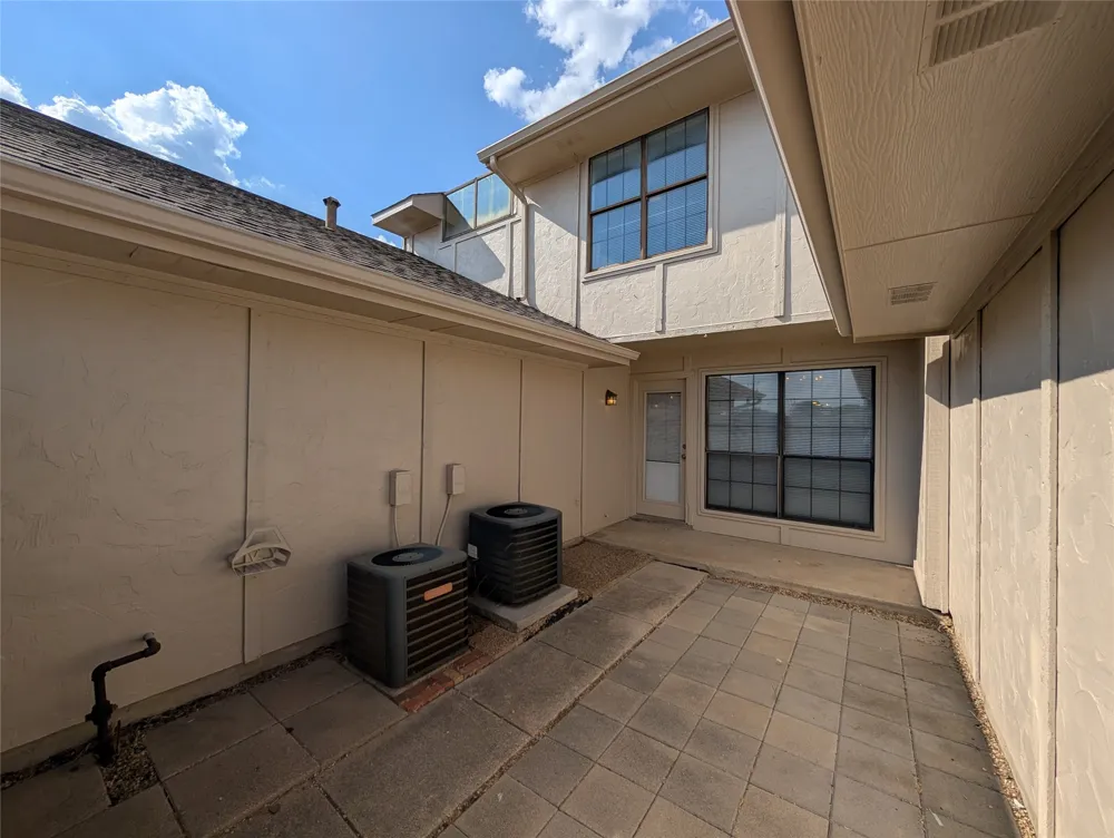3535 Hilltop Lane Plano, TX 75023