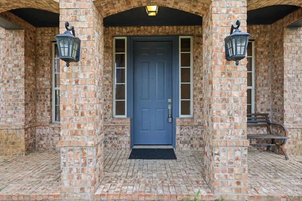 3705 Menard Drive Carrollton, TX 75010