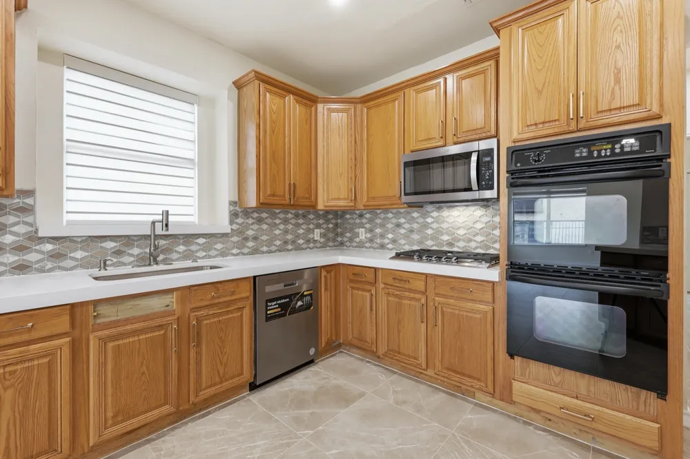 3705 Menard Drive Carrollton, TX 75010