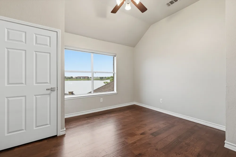 3705 Menard Drive Carrollton, TX 75010
