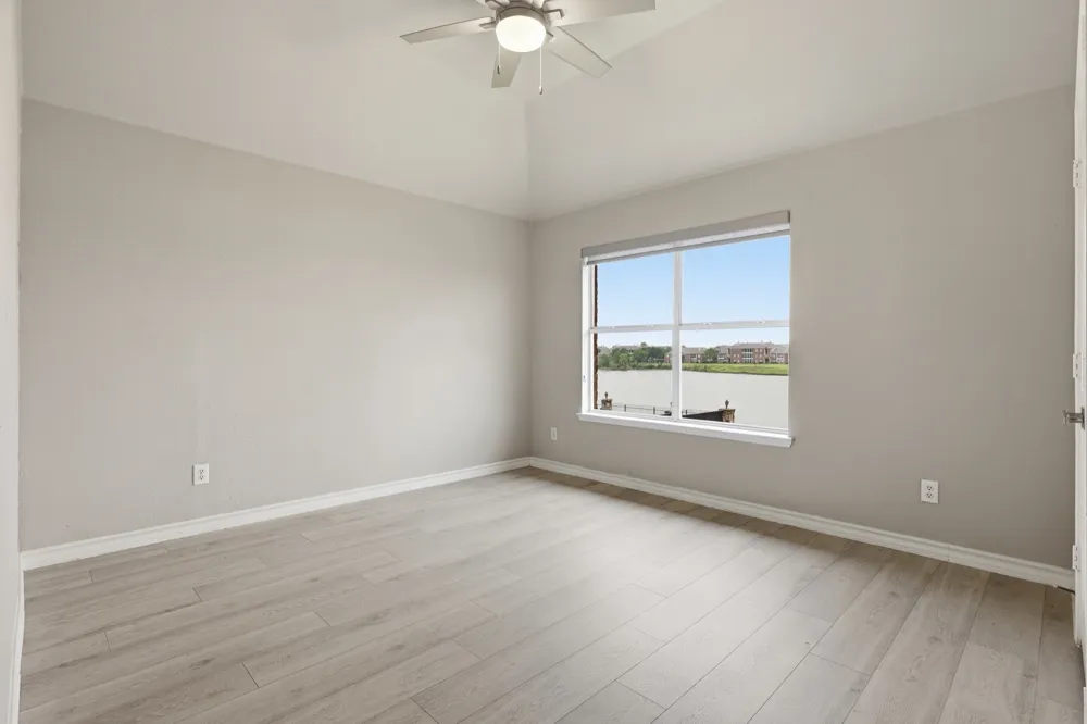 3705 Menard Drive Carrollton, TX 75010
