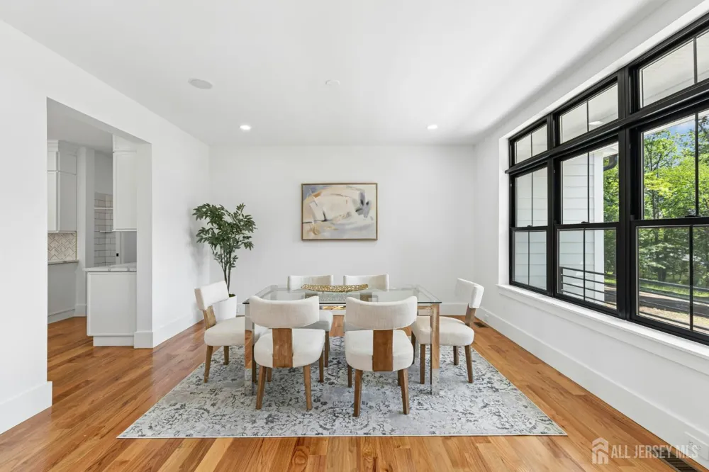 170 Johnston Drive Watchung, NJ 07069
