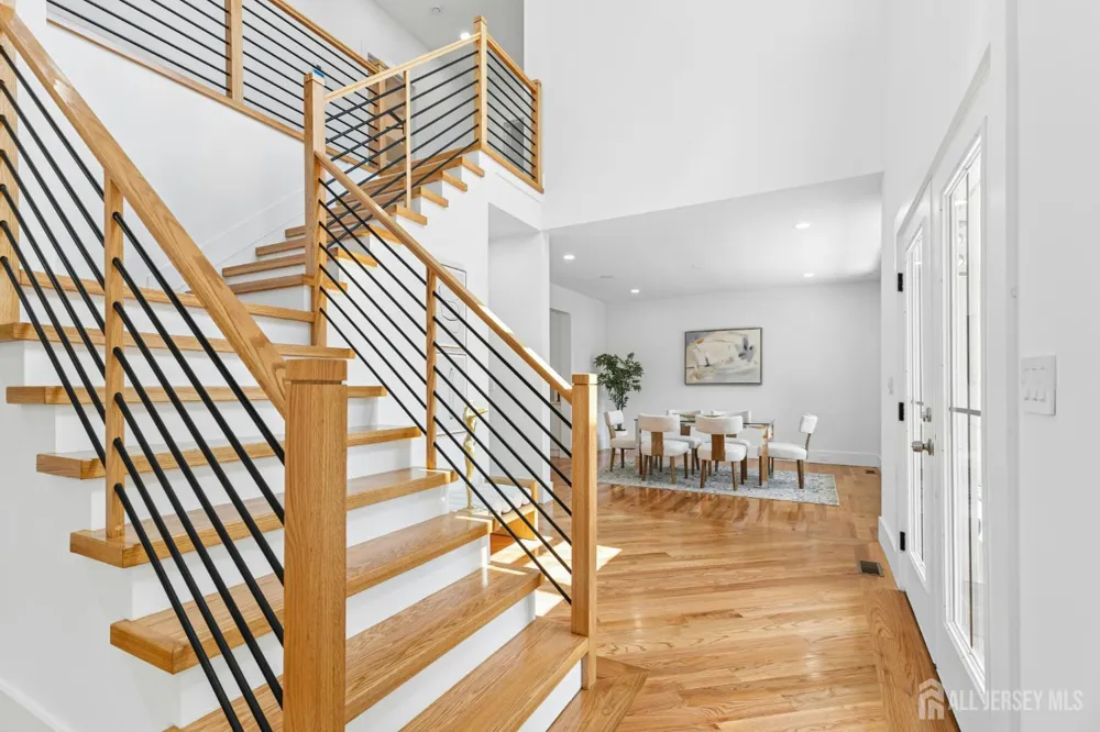 170 Johnston Drive Watchung, NJ 07069