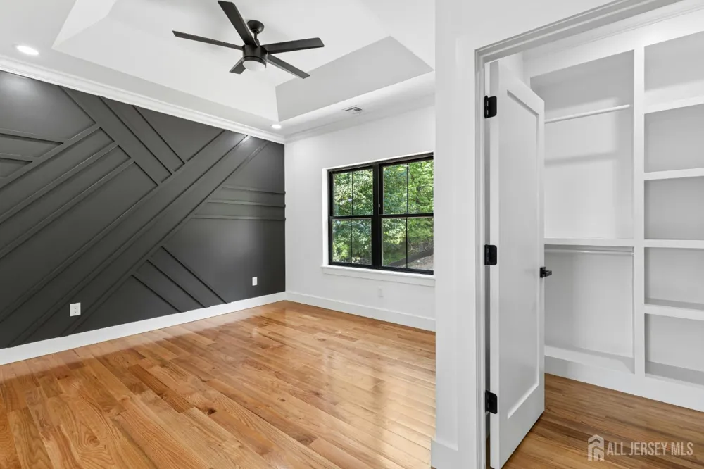 170 Johnston Drive Watchung, NJ 07069