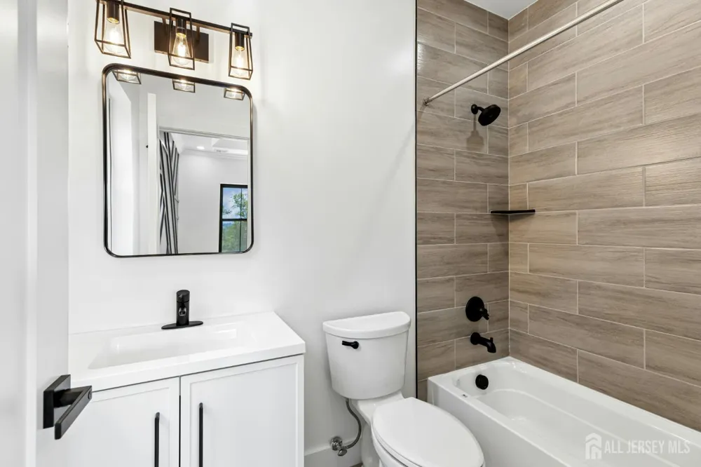 170 Johnston Drive Watchung, NJ 07069