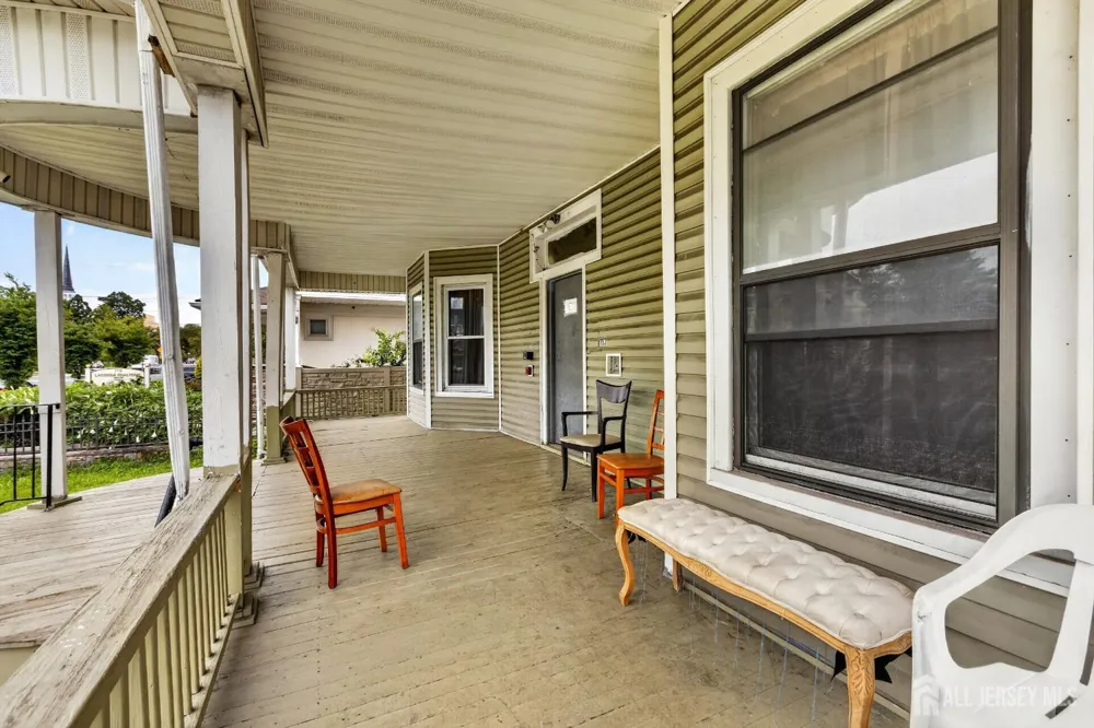163-165 LIVINGSTON AVENUE New Brunswick, NJ 07004