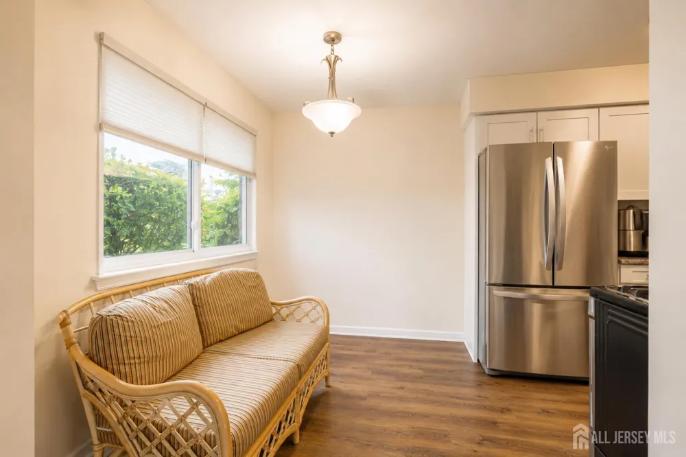 201 Edison Glen Terrace Edison, NJ 08837