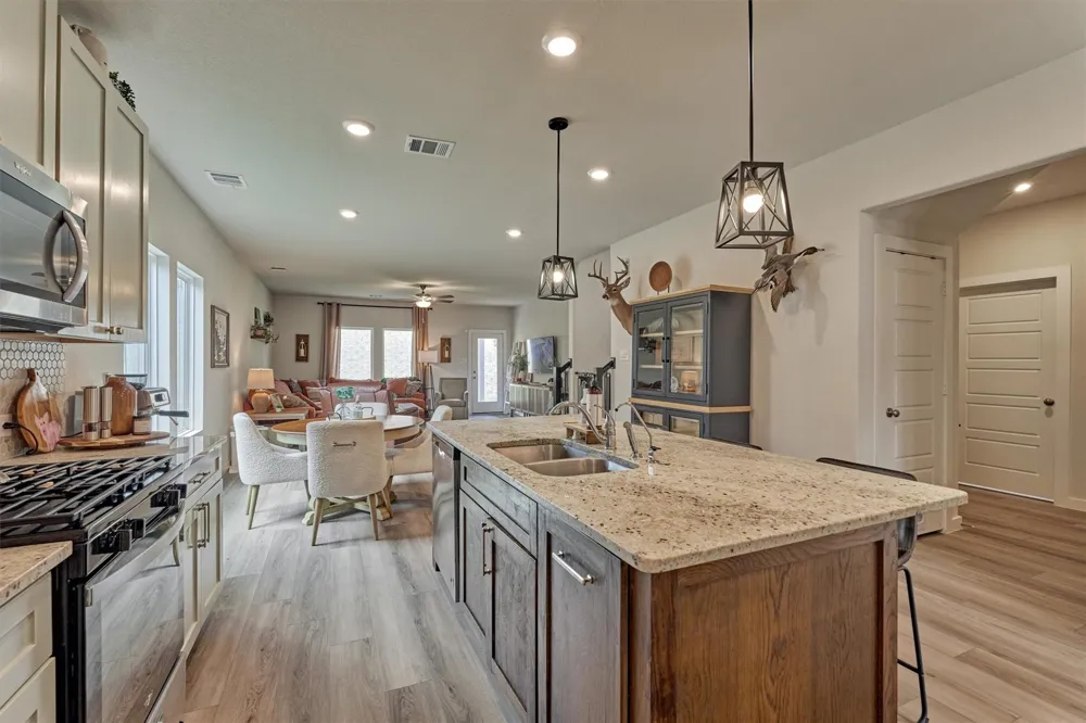 120 Porter Bend Court Montgomery, TX 77316