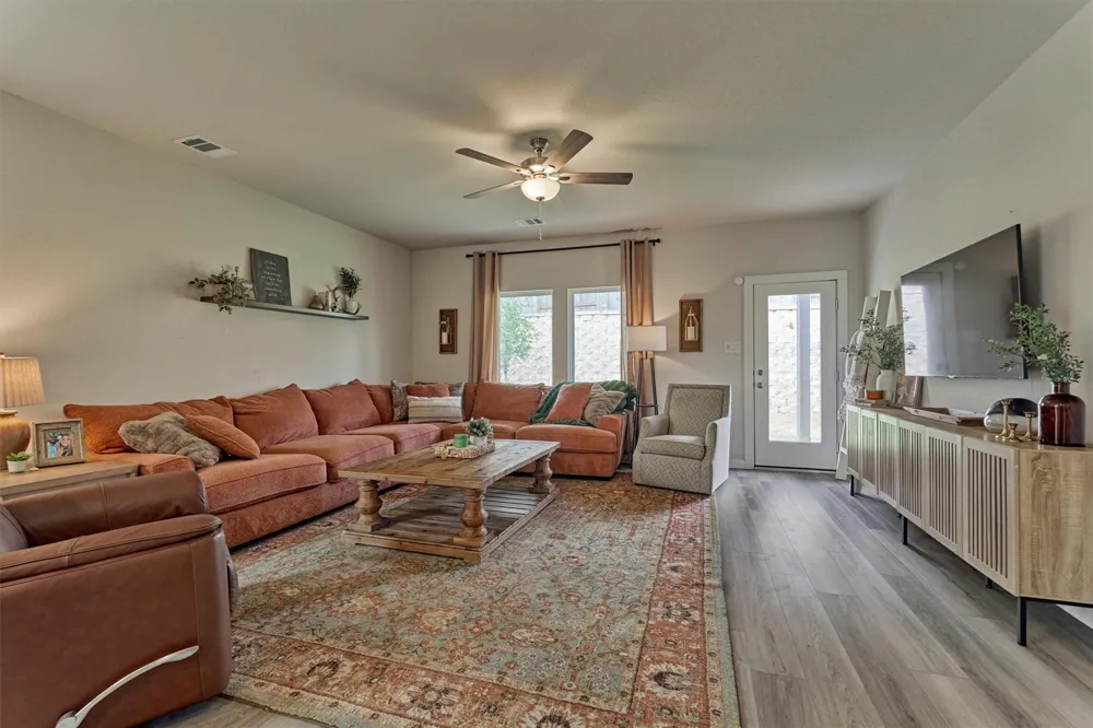 120 Porter Bend Court Montgomery, TX 77316