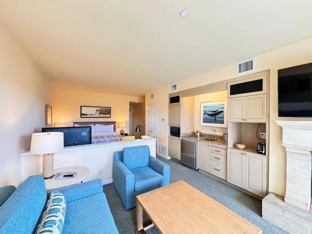 4100 Cabrillo Highway #104 Half Moon Bay, CA 94019