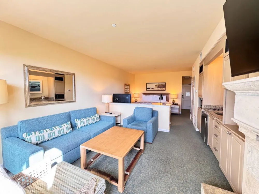 4100 Cabrillo Highway #104 Half Moon Bay, CA 94019