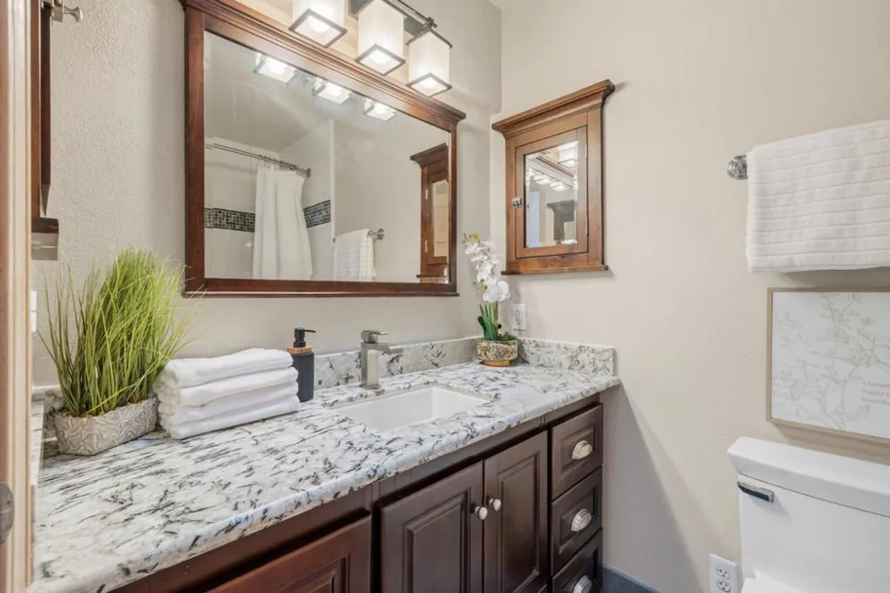 22964 Longdown Road Cupertino, CA 95014