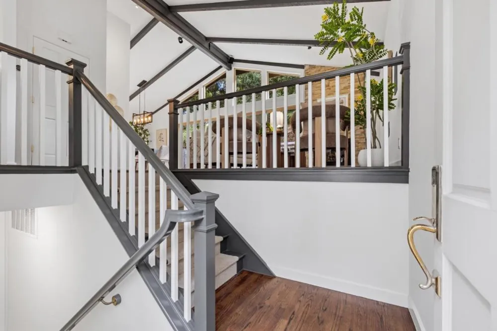 22964 Longdown Road Cupertino, CA 95014
