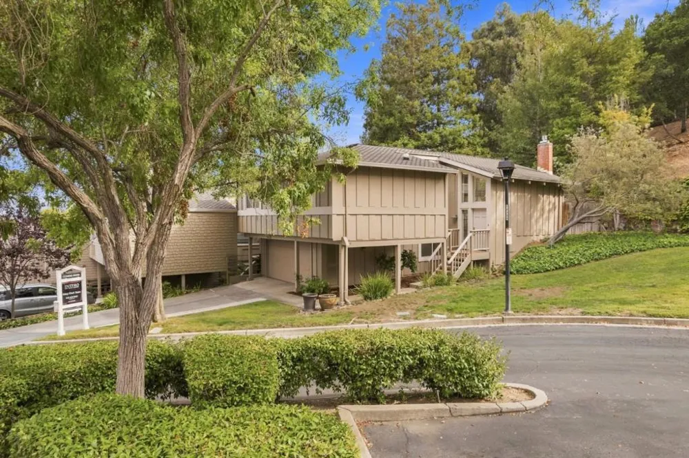 22964 Longdown Road Cupertino, CA 95014