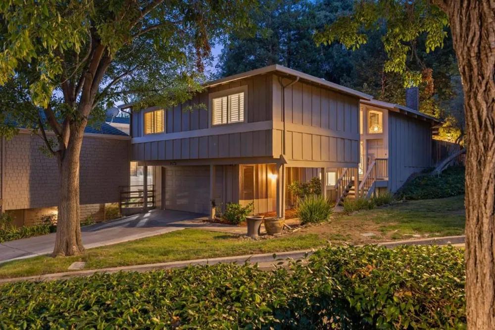 22964 Longdown Road Cupertino, CA 95014