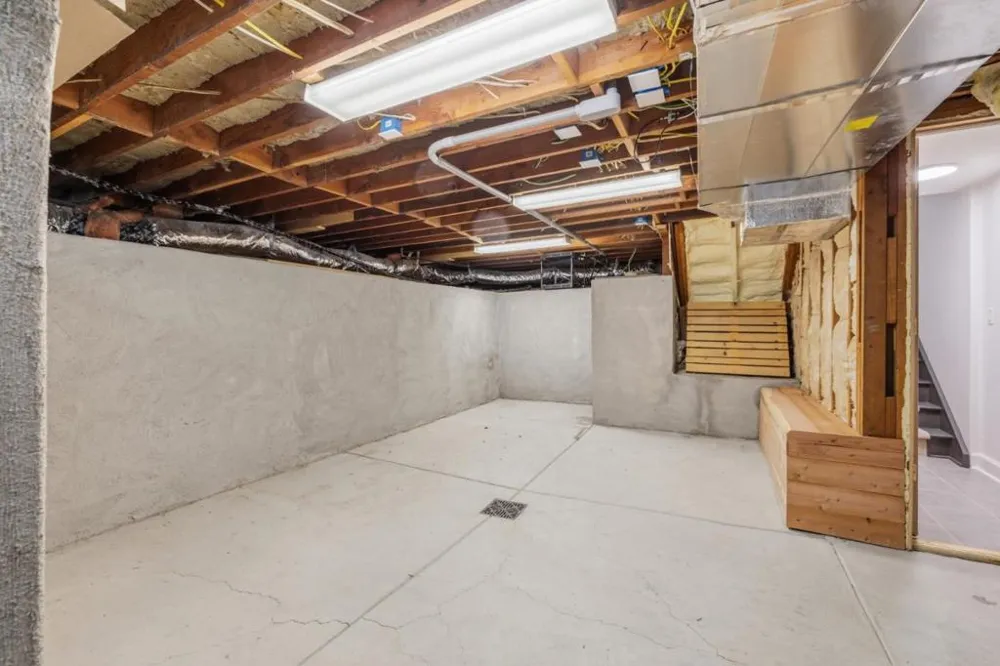 22964 Longdown Road Cupertino, CA 95014