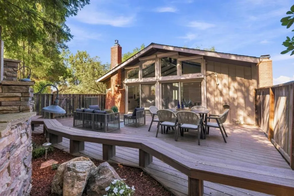 22964 Longdown Road Cupertino, CA 95014