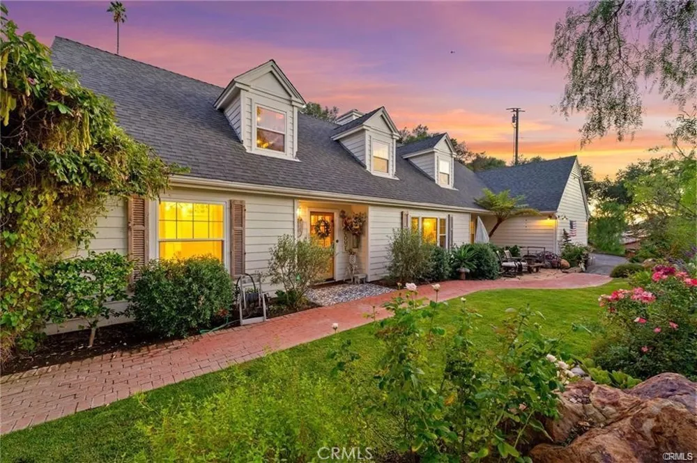 3945 Pala Mesa Fallbrook, CA 92028