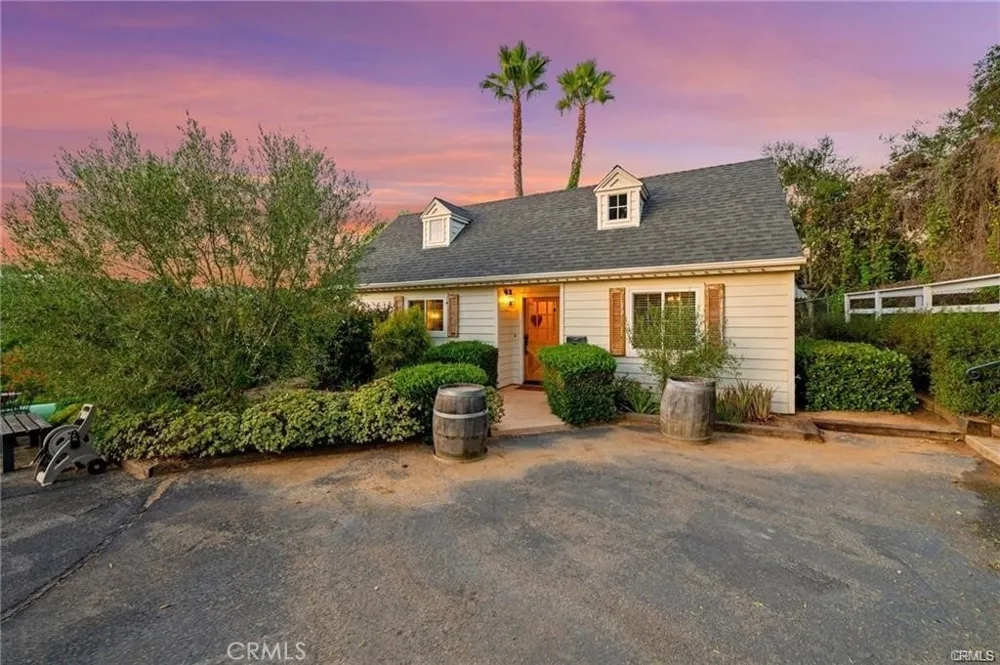 3945 Pala Mesa Fallbrook, CA 92028