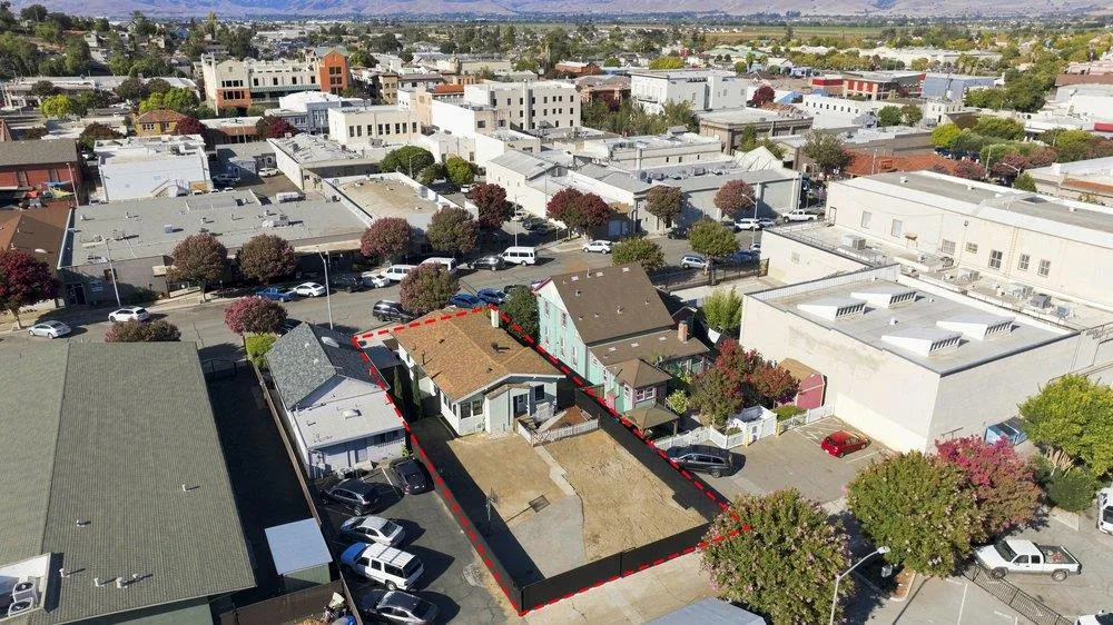Address Not Shown Hollister, CA 95023