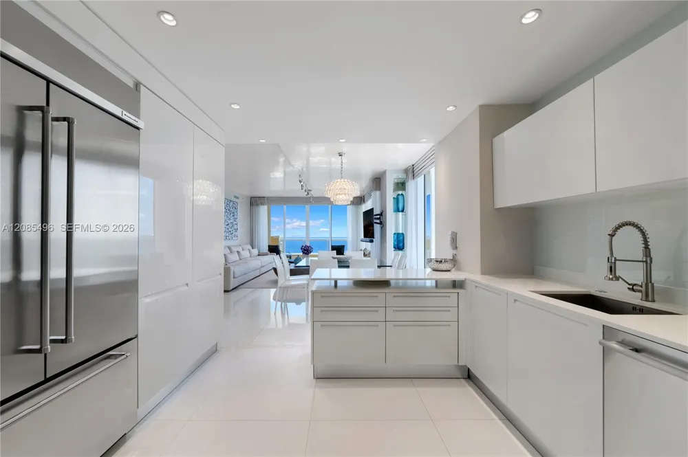17875 Collins Ave #3406 Sunny Isles Beach, FL 33160