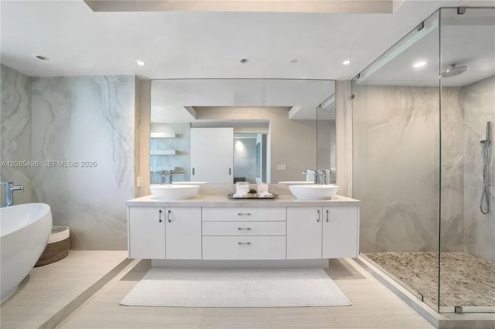 17875 Collins Ave #3406 Sunny Isles Beach, FL 33160