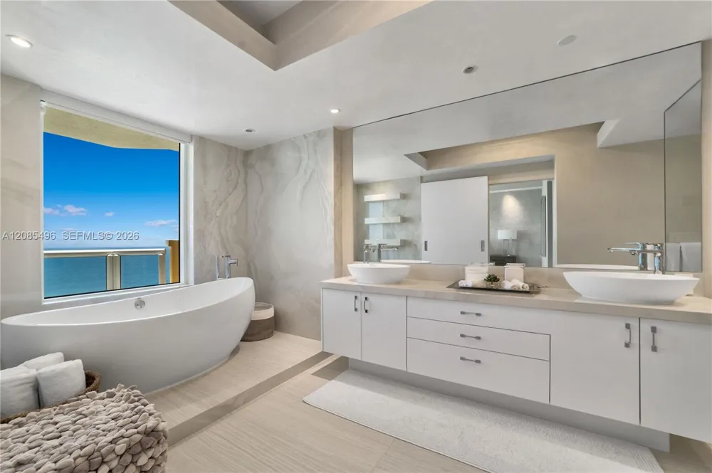 17875 Collins Ave #3406 Sunny Isles Beach, FL 33160