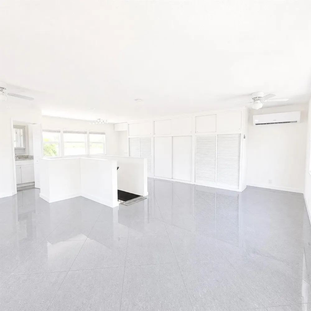 3709 S Olive Avenue #301 Central Dr West Palm Beach, FL 33405