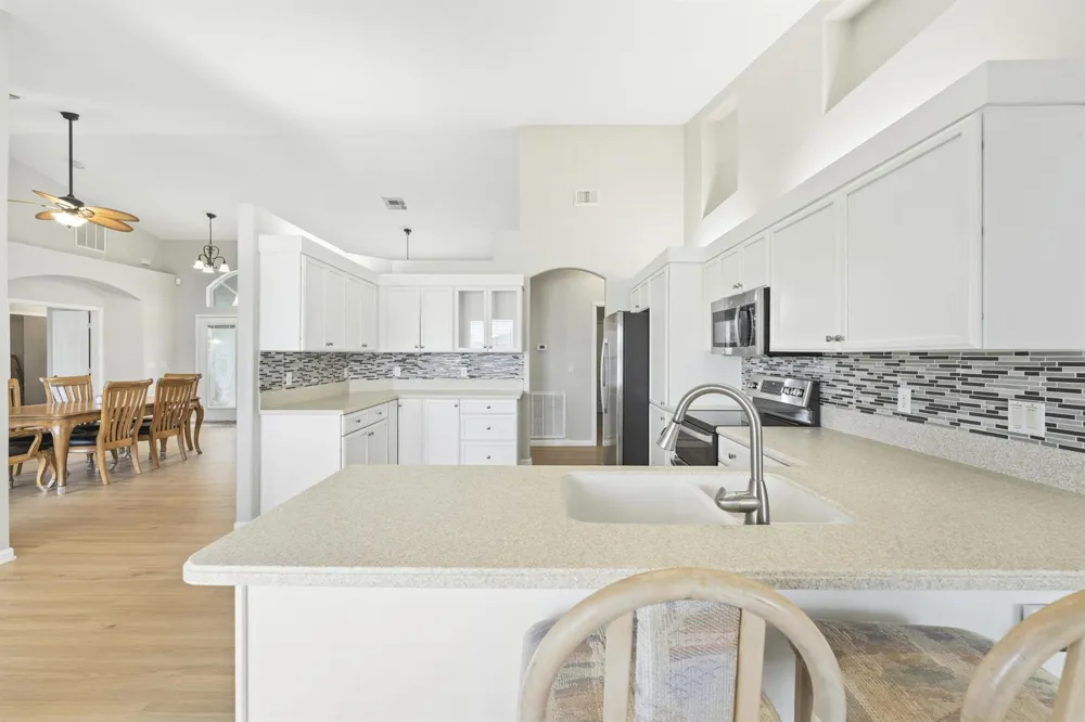 1043 SW IDOL AVENUE Port St. Lucie, FL 34953