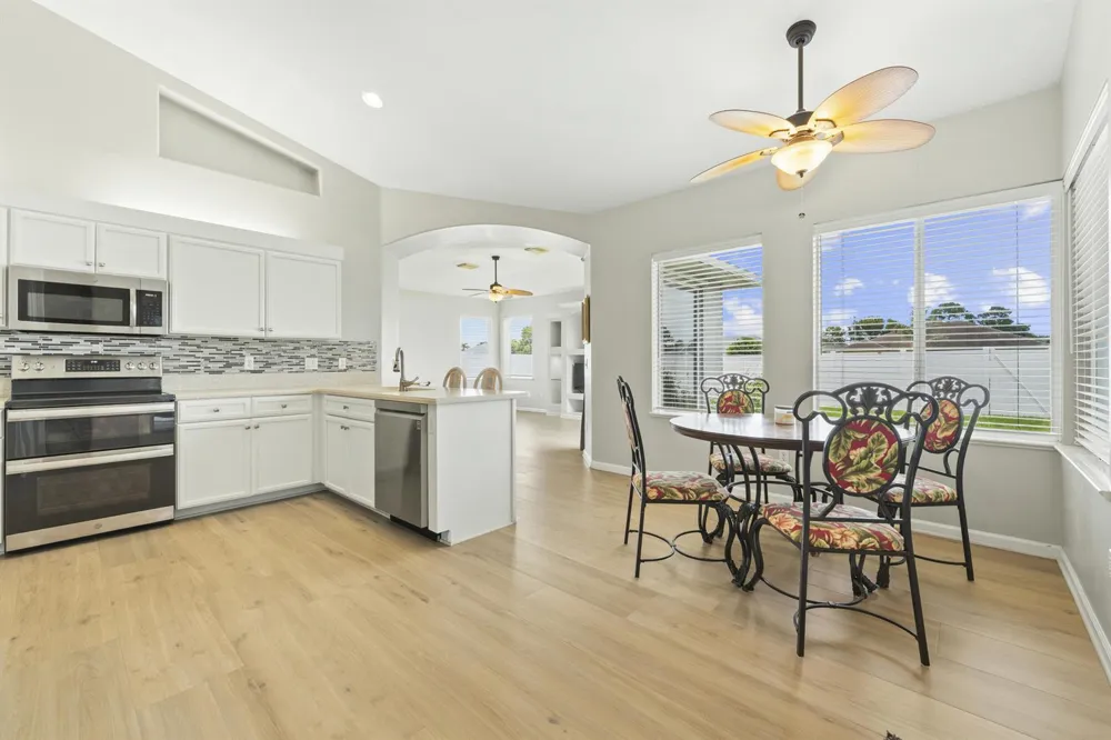 1043 SW IDOL AVENUE Port St. Lucie, FL 34953