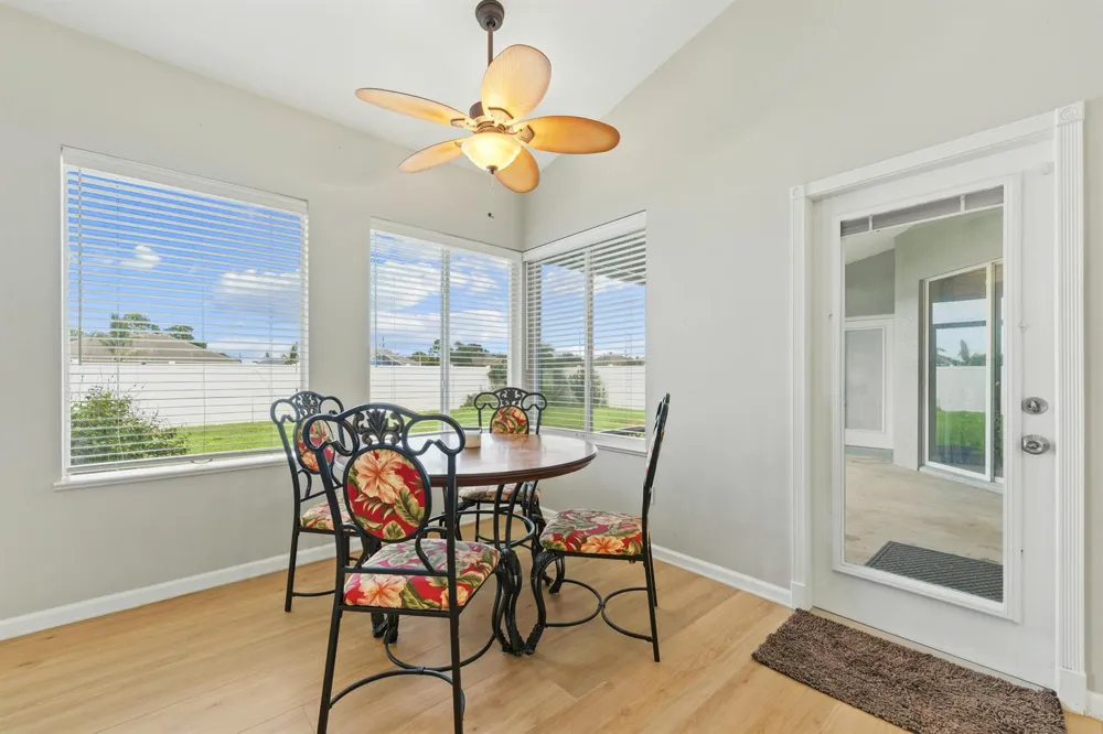 1043 SW IDOL AVENUE Port St. Lucie, FL 34953