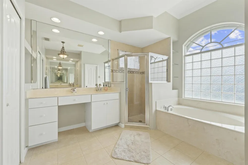 1043 SW IDOL AVENUE Port St. Lucie, FL 34953