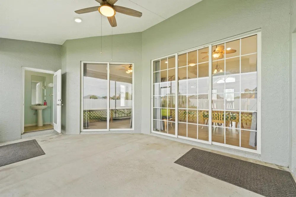 1043 SW IDOL AVENUE Port St. Lucie, FL 34953
