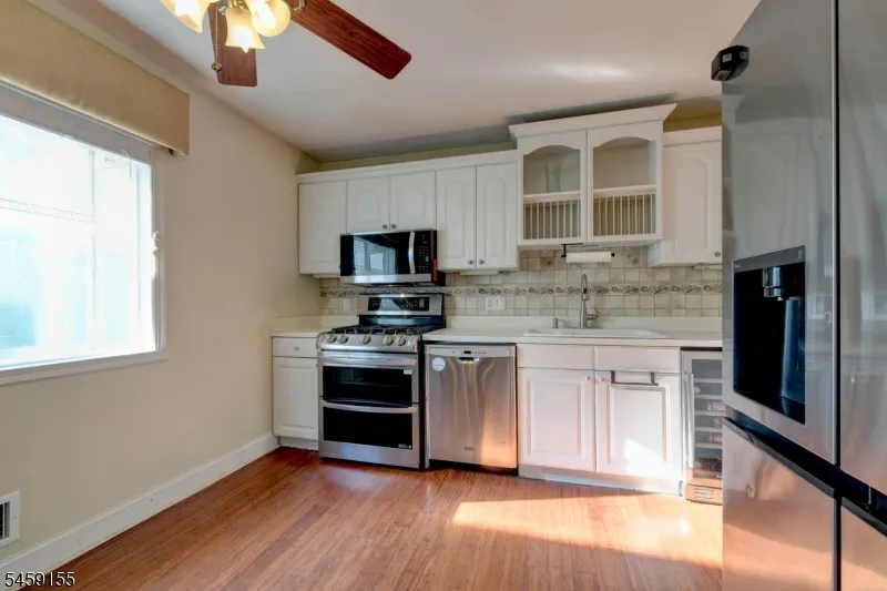37 Bound Brook Rd Parsippany-Troy Hills, NJ 07054