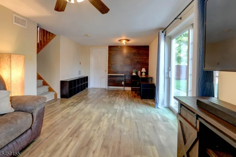 37 Bound Brook Rd Parsippany-Troy Hills, NJ 07054
