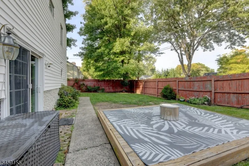 37 Bound Brook Rd Parsippany-Troy Hills, NJ 07054
