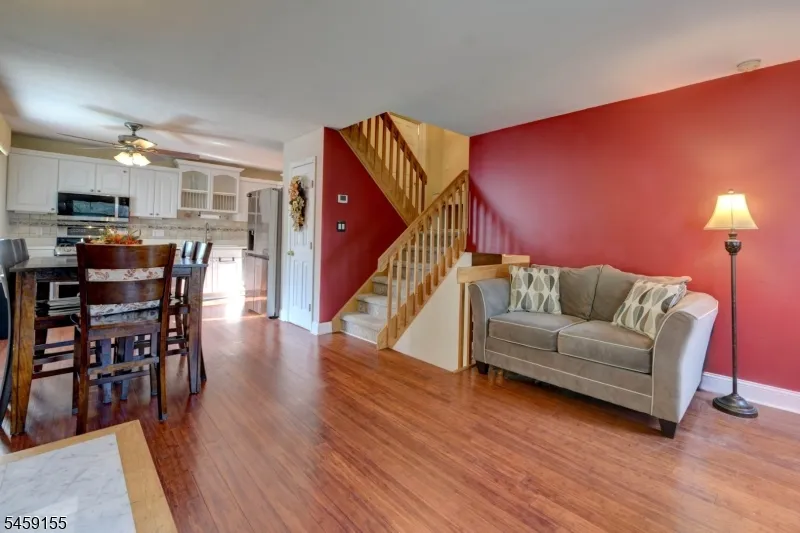 37 Bound Brook Rd Parsippany-Troy Hills, NJ 07054