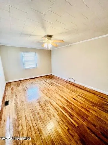 3573 S Barrett Street Farmville, NC 27828