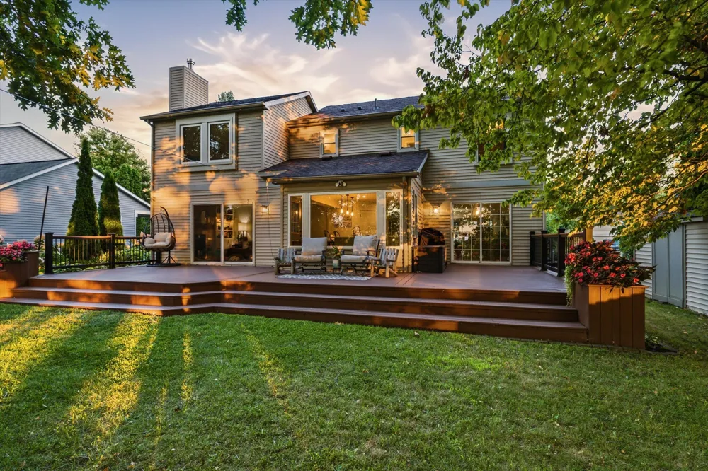 7963 Lake Crest Drive Ypsilanti, MI 48197