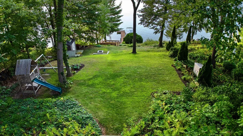 7963 Lake Crest Drive Ypsilanti, MI 48197
