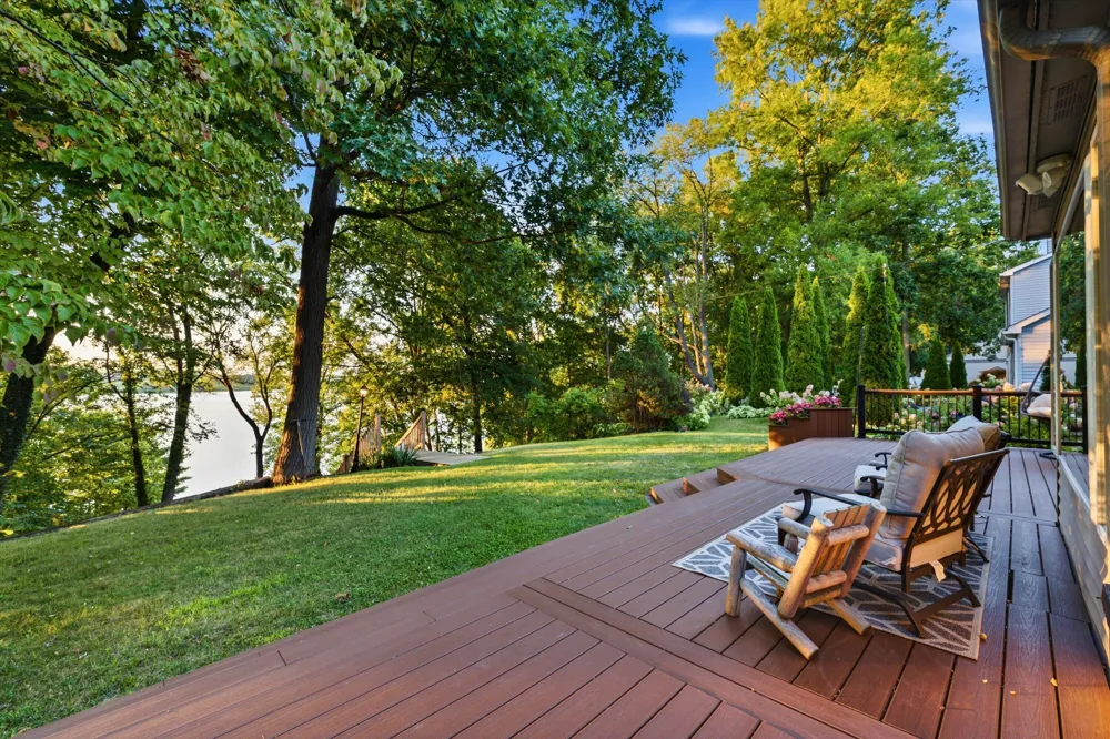 7963 Lake Crest Drive Ypsilanti, MI 48197