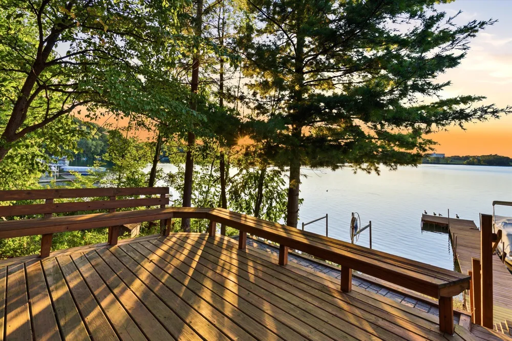 7963 Lake Crest Drive Ypsilanti, MI 48197