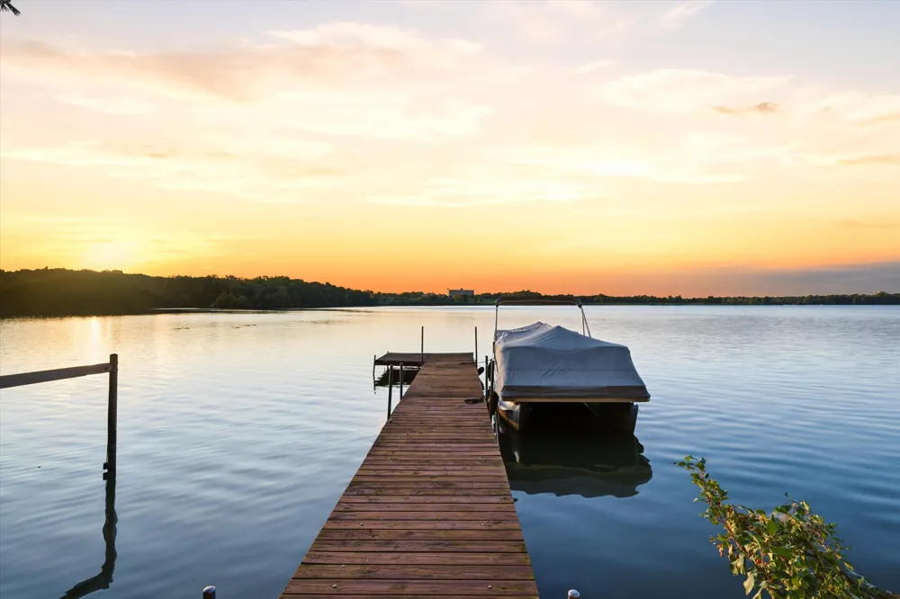 7963 Lake Crest Drive Ypsilanti, MI 48197