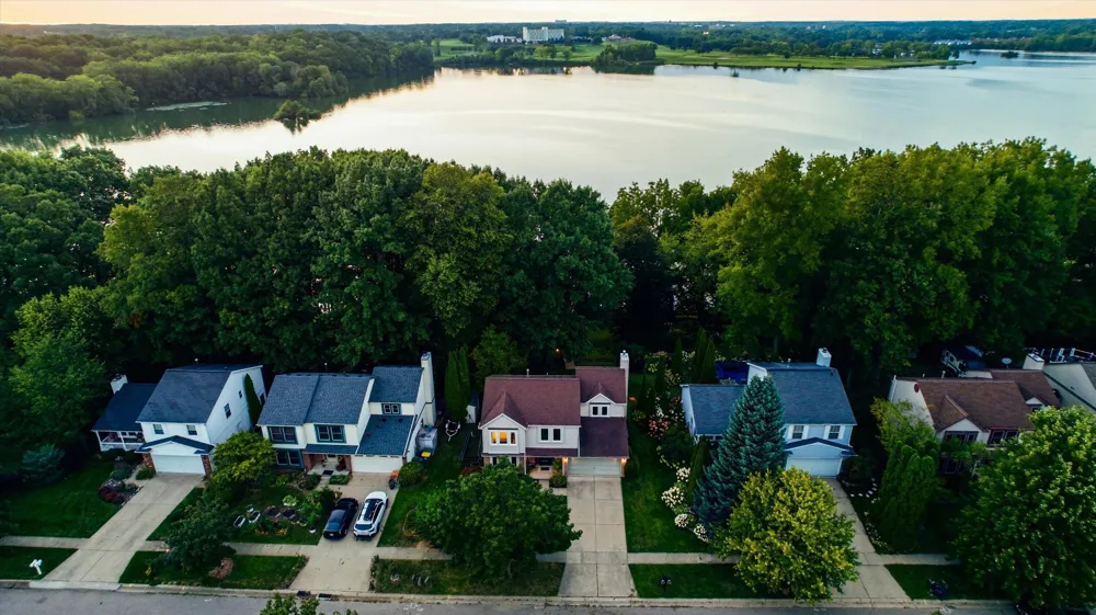 7963 Lake Crest Drive Ypsilanti, MI 48197