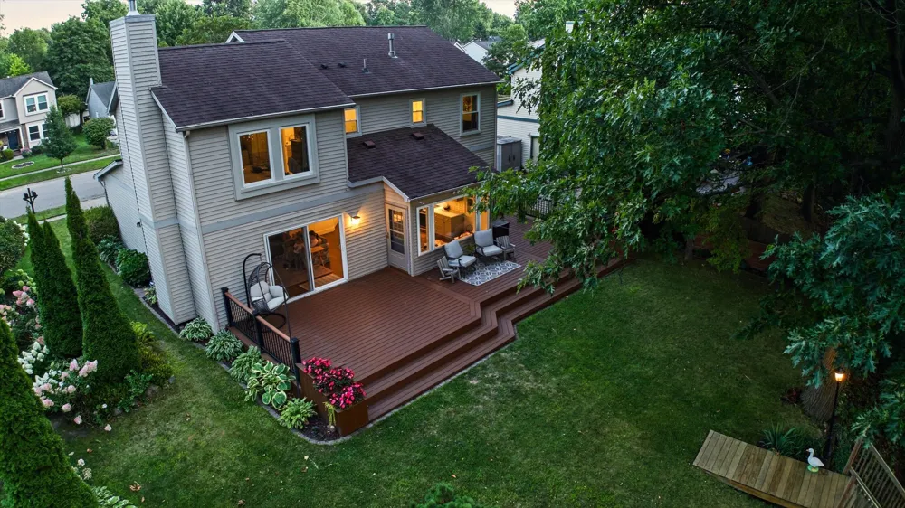 7963 Lake Crest Drive Ypsilanti, MI 48197
