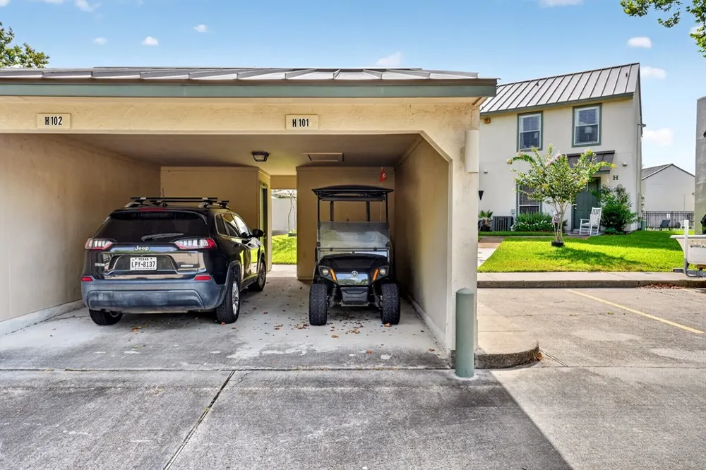 302 Saint Andrews Street #H101 Rockport, TX 78382