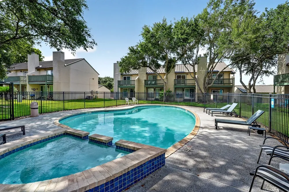 302 Saint Andrews Street #H101 Rockport, TX 78382