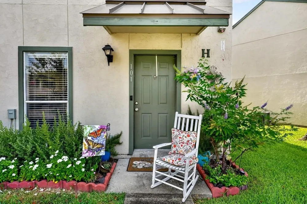 302 Saint Andrews Street #H101 Rockport, TX 78382
