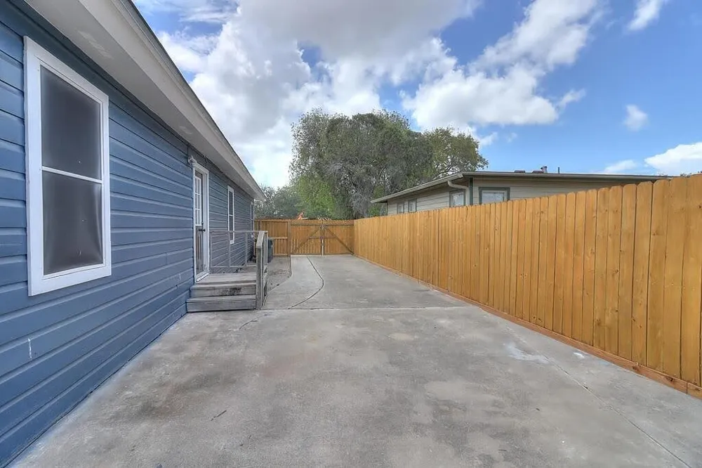 4946 Monitor Street Corpus Christi, TX 78415