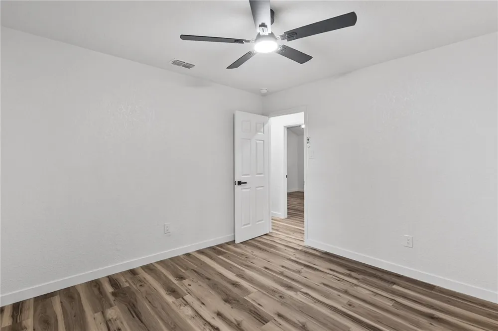 5718 Crestgrove Drive Corpus Christi, TX 78415